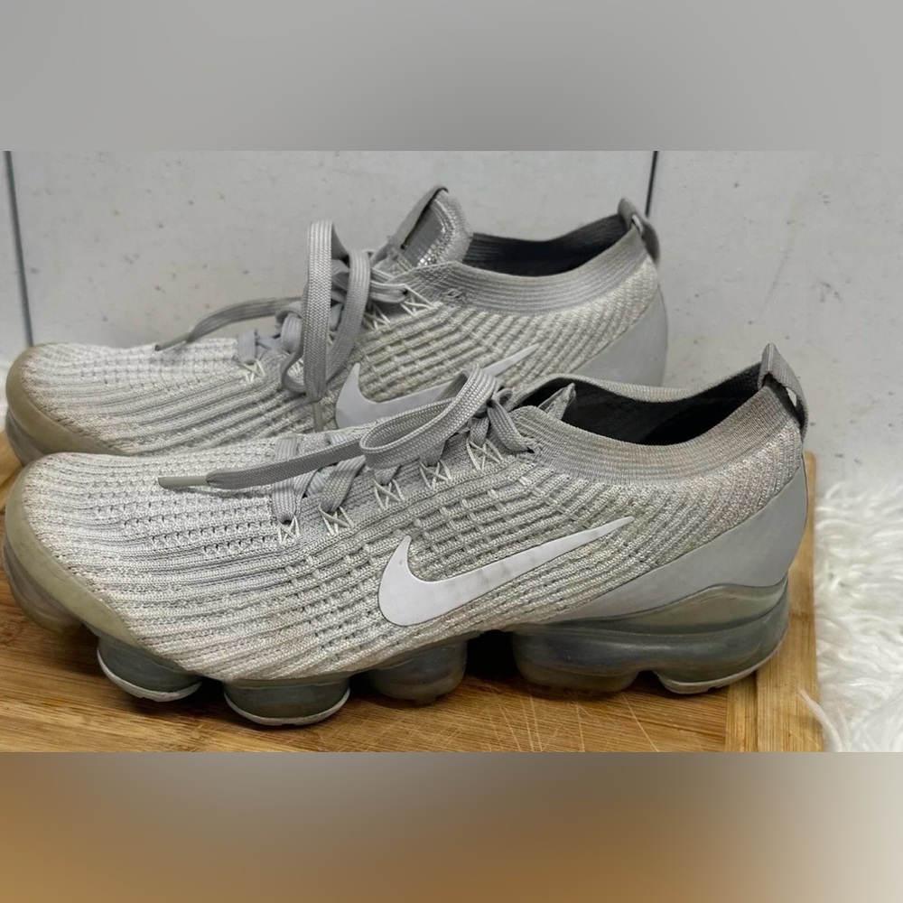 Size 9.5 - Nike Air VaporMax Flyknit 3 Pure Platinum W